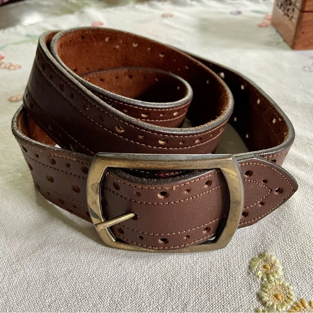 Vintage Leather Perforated Belt with Burnished Brass Buckle. Brown. Large 42-44